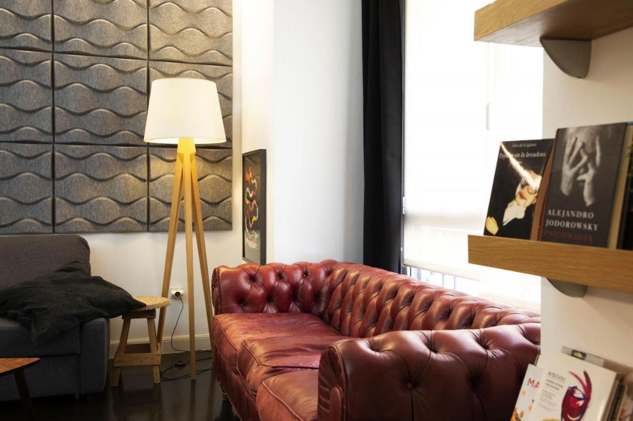 Bauhaus Apartment By People Rentals Бильбао Экстерьер фото