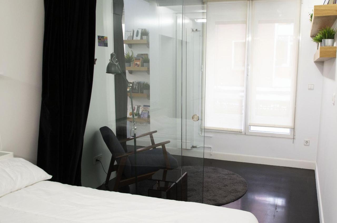 Bauhaus Apartment By People Rentals Бильбао Экстерьер фото